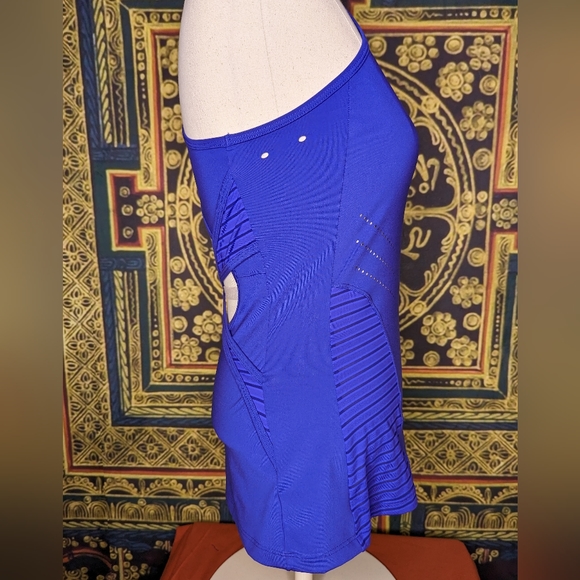 Gymshark Performance Pro Tank Top Size Small - Picture 7 of 8